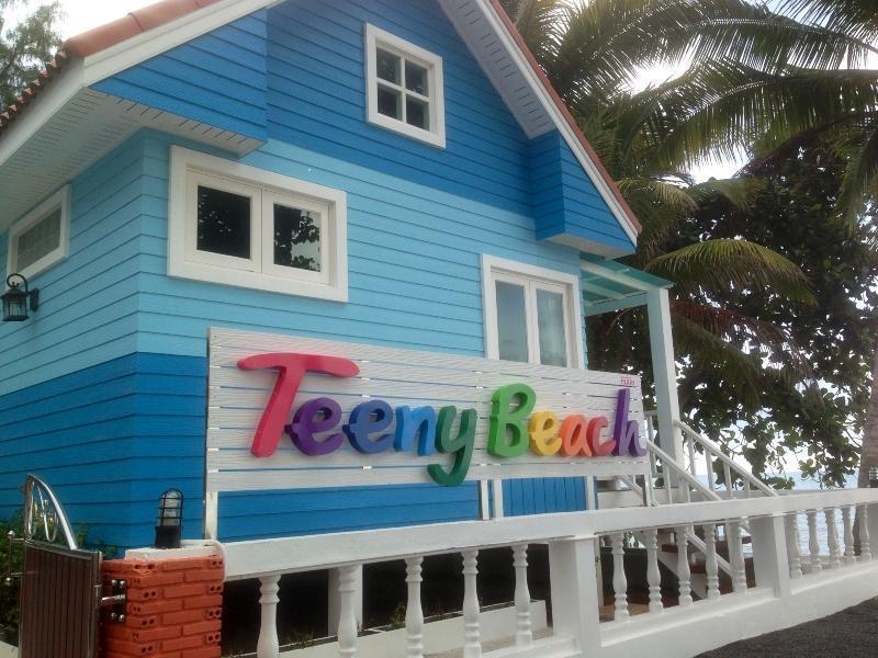 Teeny Beach Hotel Sichon Exterior foto